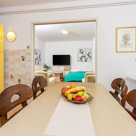 Apartmani Azur Dramalj Eksteriør bilde